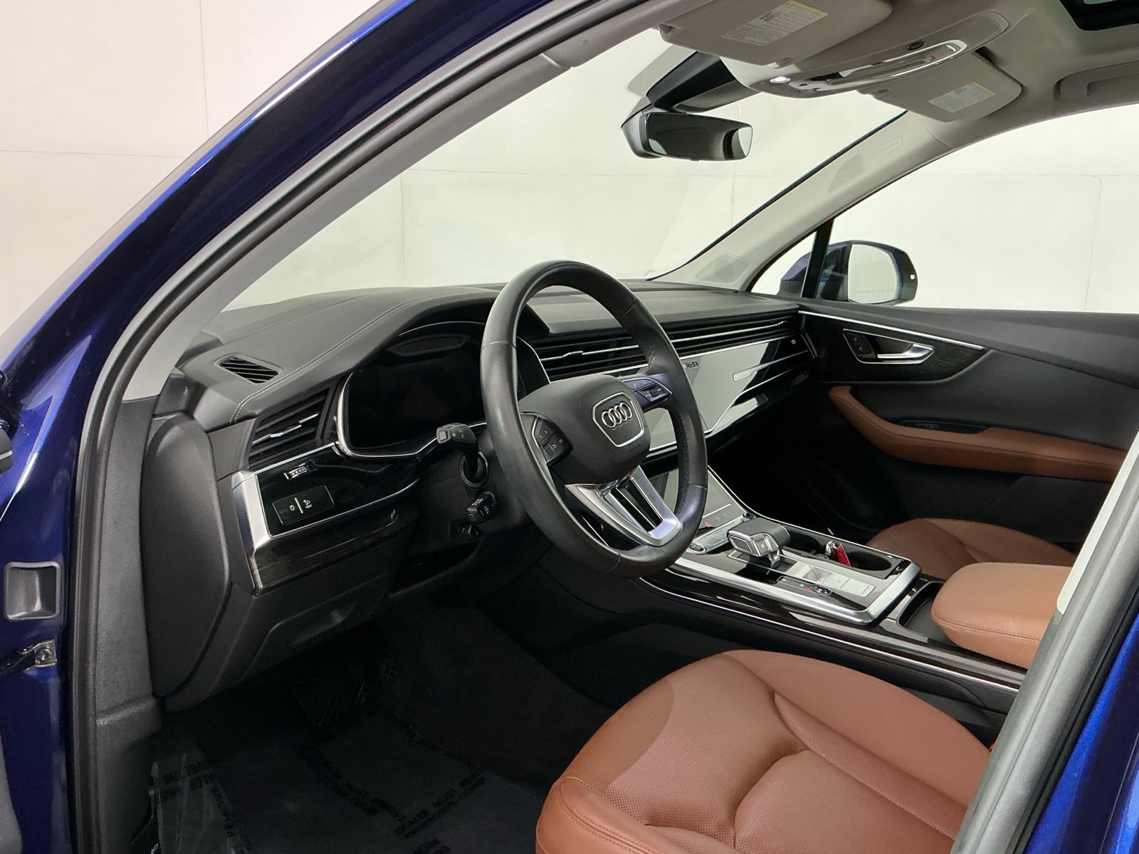 Used 2023 Audi Q7 3.0T Prestige w/ Prestige Package AWD/4WD image 10