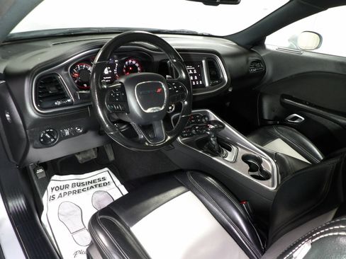 Used 2020 Dodge Challenger GT w/ Blacktop Package AWD/4WD image 11