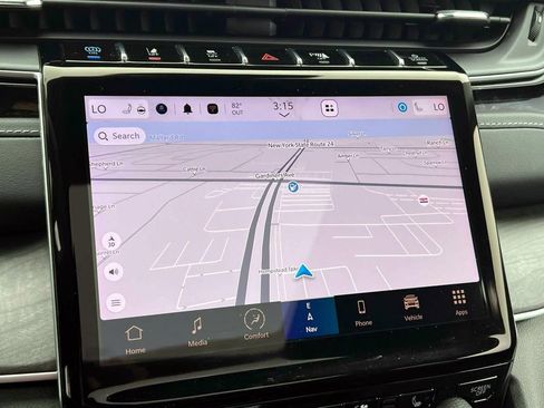 Used 2023 Jeep Grand Cherokee 4WD 4xe w/ Luxury Tech Group II image 30