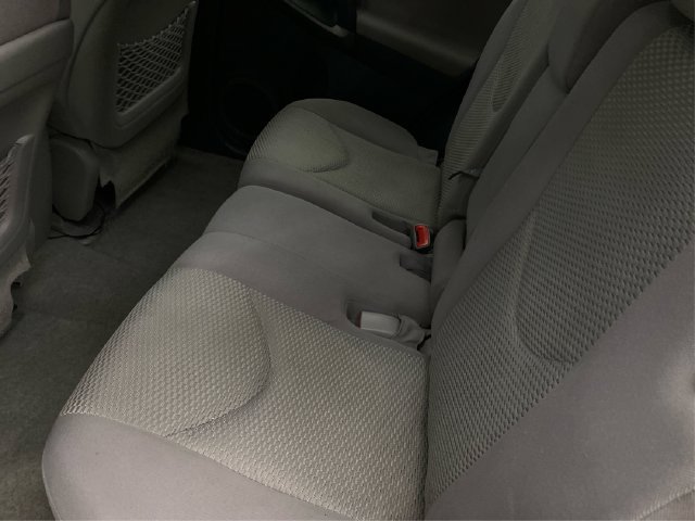 Used 2011 Toyota RAV4 4WD V6 w/ Upgrade Value Pkg image 11