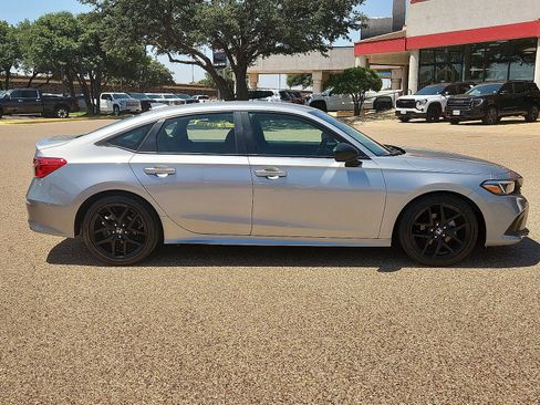 Used 2024 Honda Civic Sport image 5