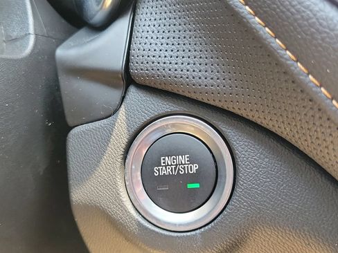 Used 2024 Chevrolet Equinox Premier AWD/4WD image 35