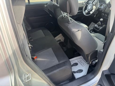 Used 2013 Jeep Patriot Sport image 13