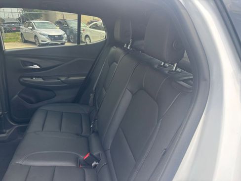 Used 2025 Buick Envista Sport Touring FWD image 23