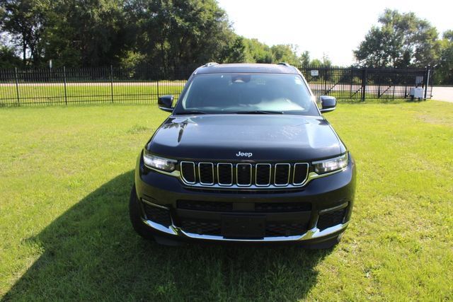 Used 2024 Jeep Grand Cherokee L Limited w/ Luxury Tech Group II AWD/4WD image 4