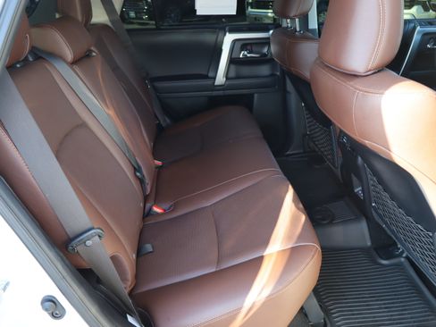 Used 2024 Toyota 4Runner Limited AWD/4WD image 38