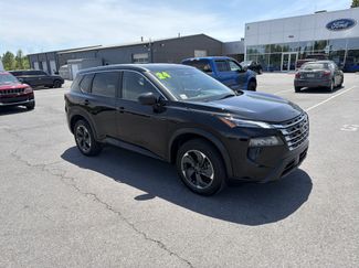 Used 2024 Nissan Rogue SV AWD/4WD video 1