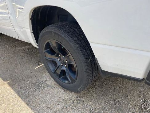 Used 2021 RAM 1500 Big Horn AWD/4WD image 4