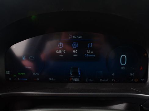 New 2025 Ford Escape SE w/ PHEV Premium Package FWD image 26