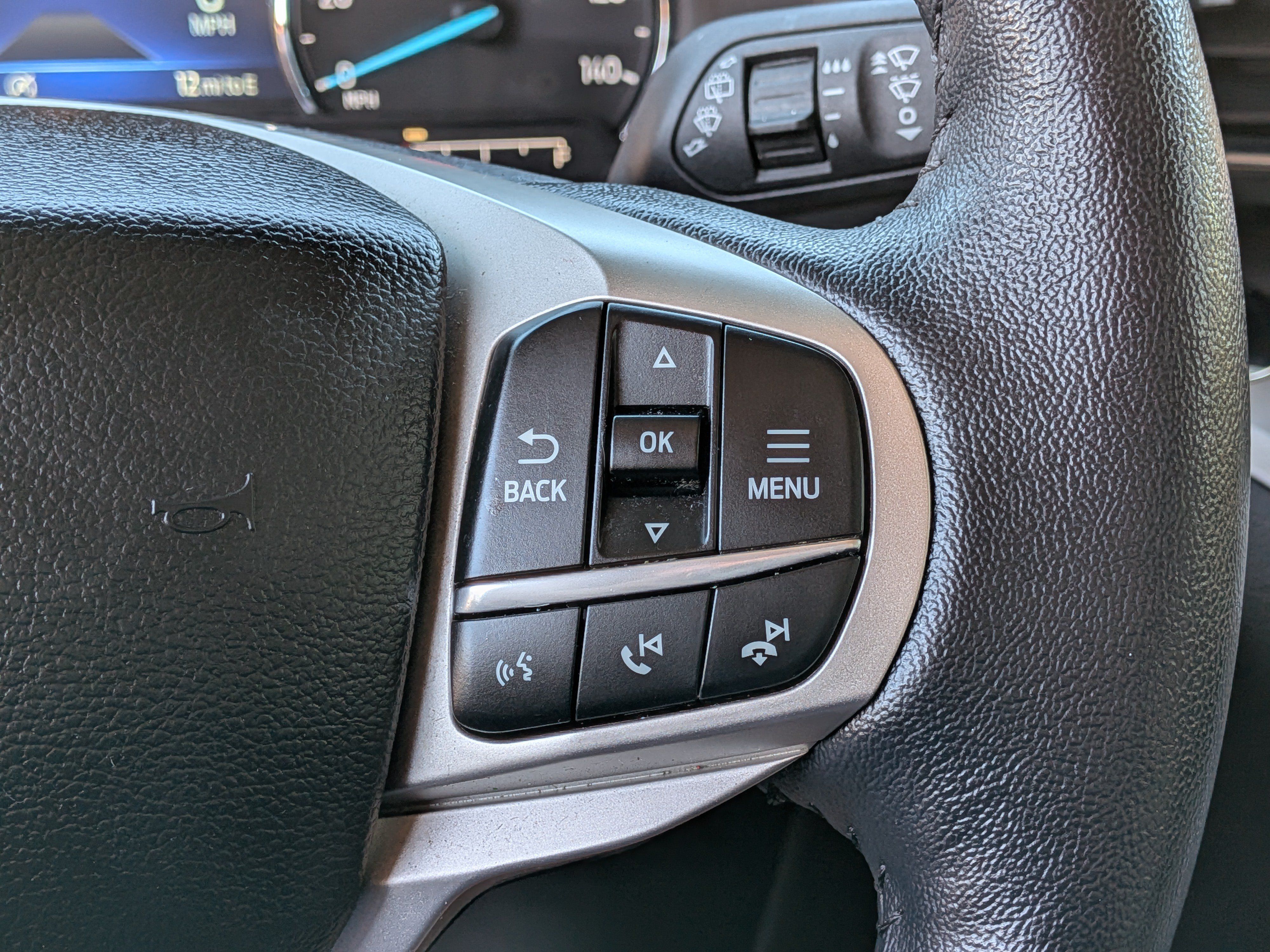 Used 2023 Ford Explorer XLT w/ Equipment Group 202A RWD image 25