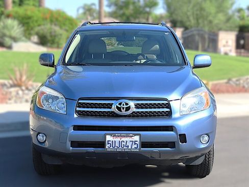 Used 2006 Toyota RAV4 Limited image 2