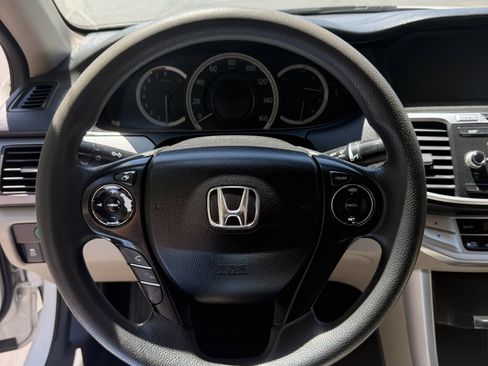Used 2013 Honda Accord LX image 14
