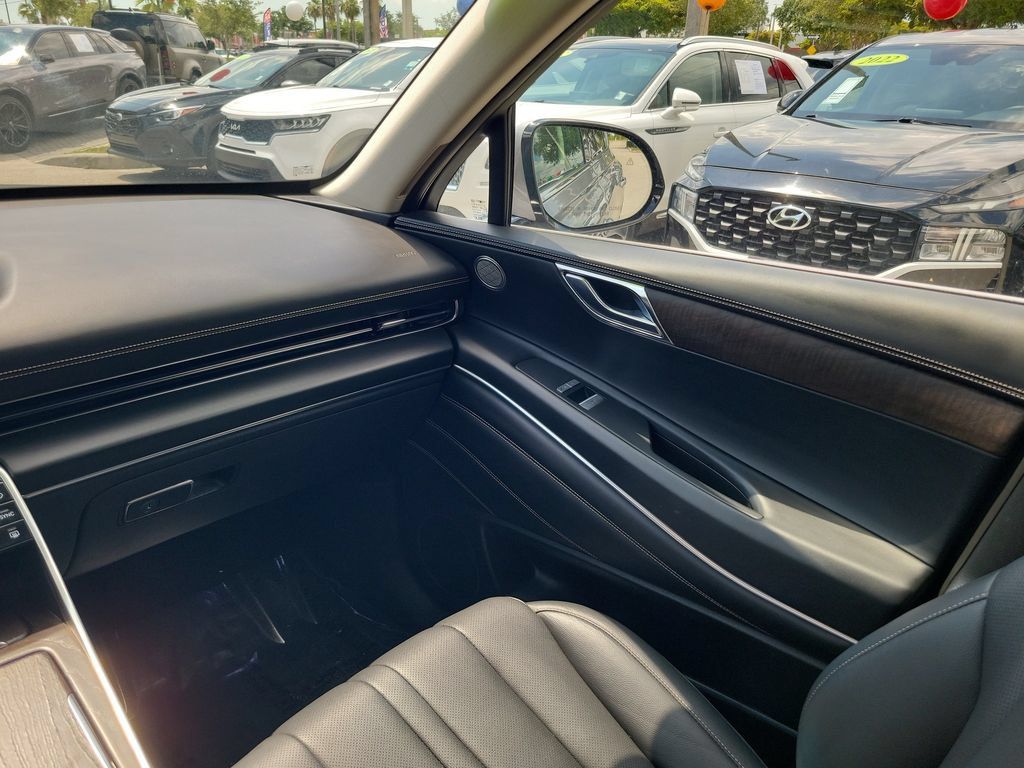Used 2024 Genesis GV80 2.5T AWD/4WD image 15