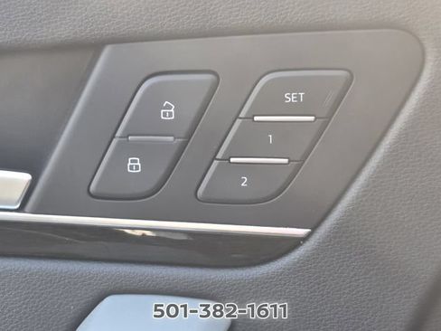 Used 2018 Audi Q5 Prestige w/ Prestige Package AWD/4WD image 33