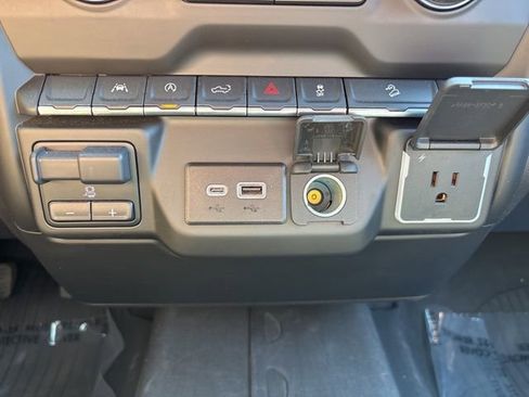 Used 2025 Chevrolet Silverado 1500 Custom Trail Boss w/ Turbomax Blackout Package AWD/4WD image 40