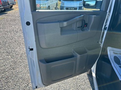 Used 2020 Chevrolet Express 2500 w/ Driver Convenience Package image 20
