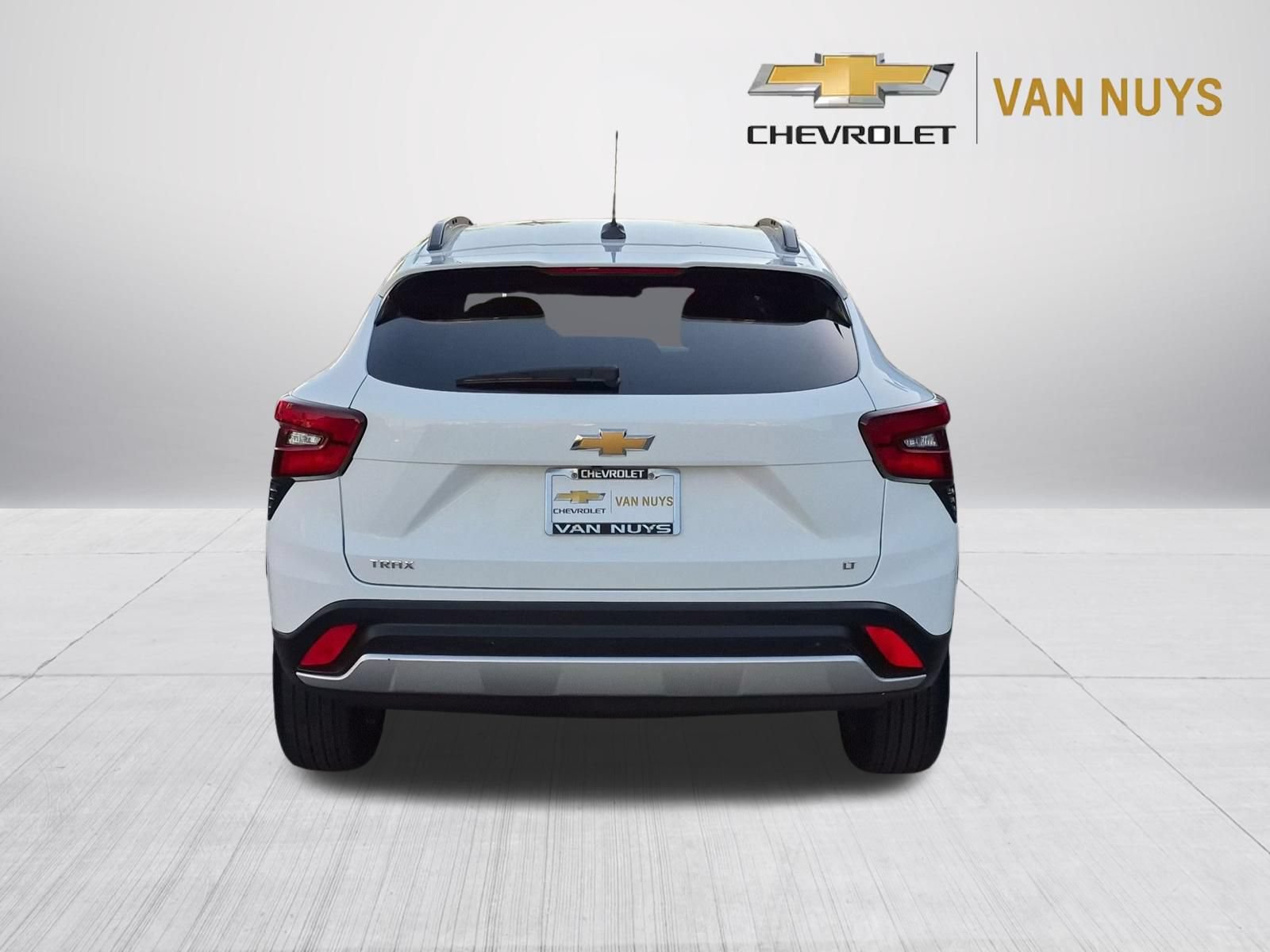 Used 2024 Chevrolet Trax LT FWD image 6