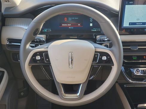 Certified 2023 Lincoln Corsair FWD image 23