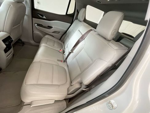 Used 2018 GMC Acadia SLT AWD/4WD image 23