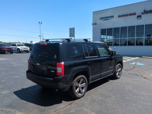 Used 2015 Jeep Patriot High Altitude FWD image 6