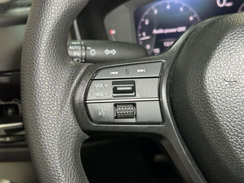Certified 2025 Honda Accord SE image 25