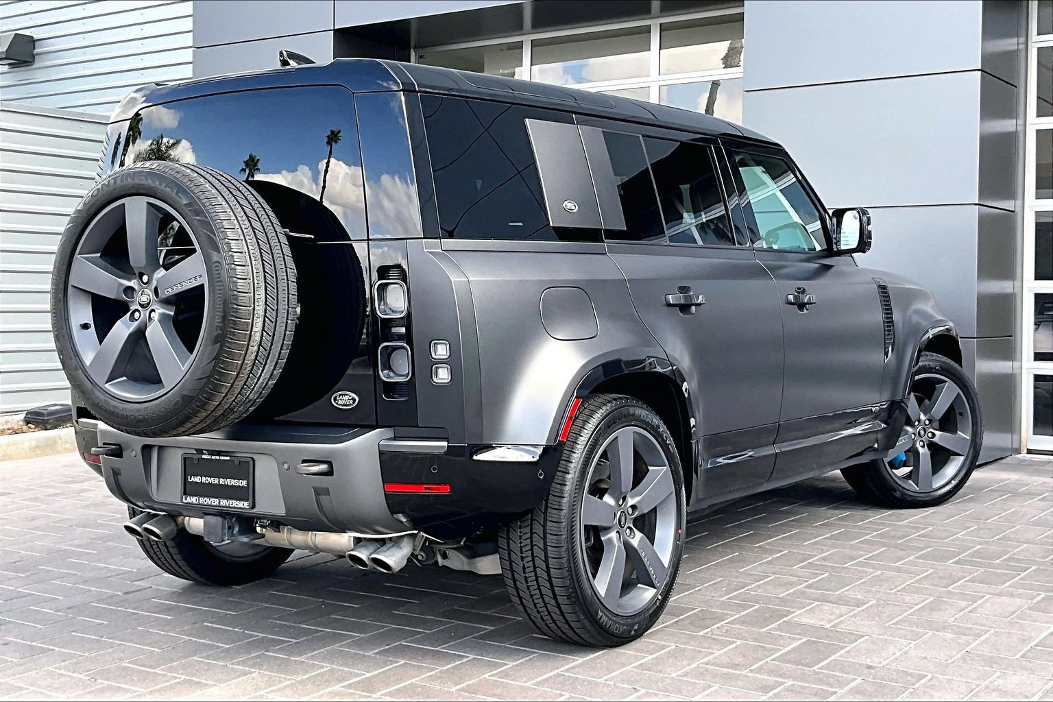 Certified 2022 Land Rover Defender 110 Carpathian Edition AWD/4WD image 12