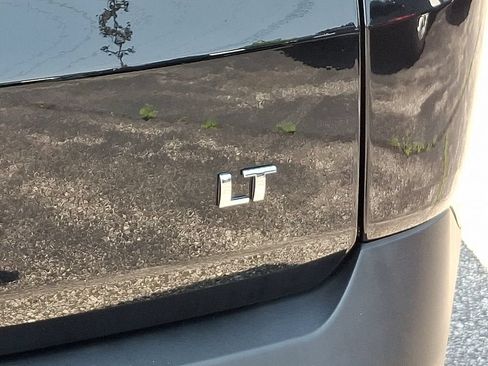 Certified 2023 Chevrolet Traverse LT FWD image 33
