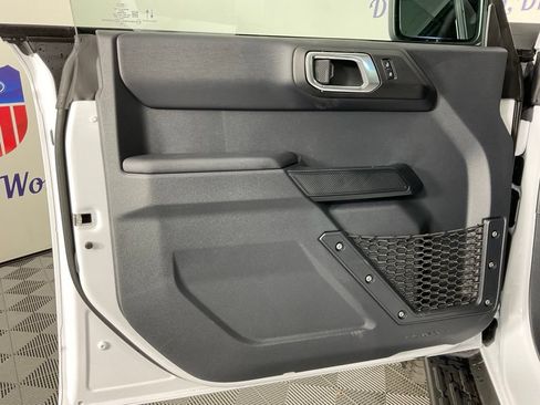 New 2026 Ford Bronco Outer Banks w/ Sasquatch Package AWD/4WD image 12