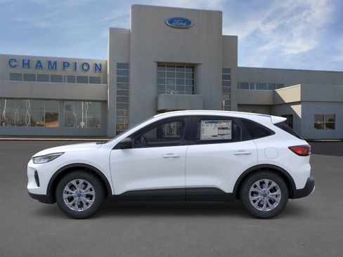 New 2026 Ford Escape Active w/ Active Premium Tech Pack image 3
