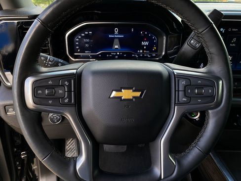 Used 2024 Chevrolet Silverado 2500 LT w/ Texas Edition image 25