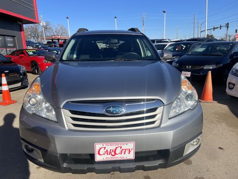 Used 2011 Subaru Outback 2.5i Premium w/ All-Weather Pkg image 2