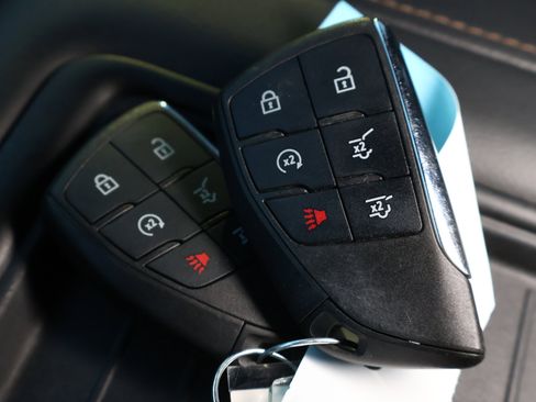 Used 2021 Chevrolet Tahoe High Country image 33