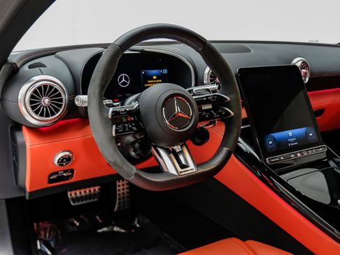 Used 2025 Mercedes-Benz AMG GT 63 image 12