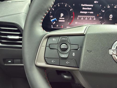 Used 2026 Nissan Sentra SR w/ Floor Mat Package FWD image 23