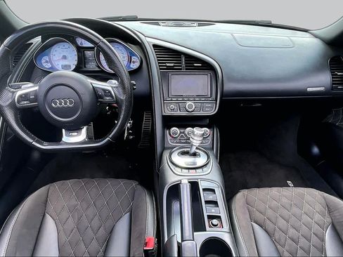 Used 2011 Audi R8 V10 AWD/4WD image 14