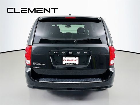 Used 2019 Dodge Grand Caravan SE image 8