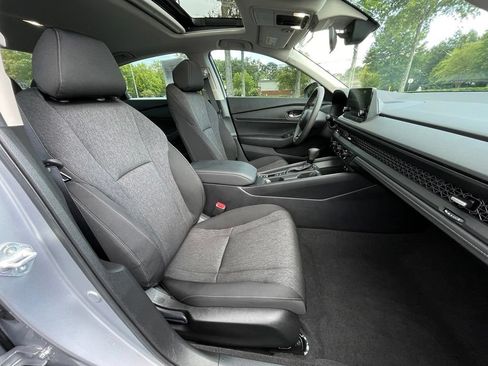 Used 2025 Honda Accord SE image 23