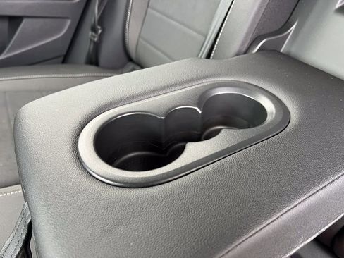 Used 2023 Volkswagen Taos SE image 29