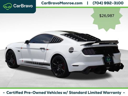 Used 2017 Ford Mustang GT w/ Black Accent Package RWD image 4