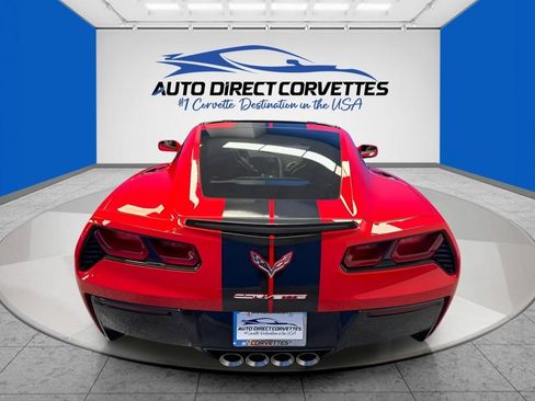 Used 2019 Chevrolet Corvette Stingray Coupe w/ 1LT RWD image 10