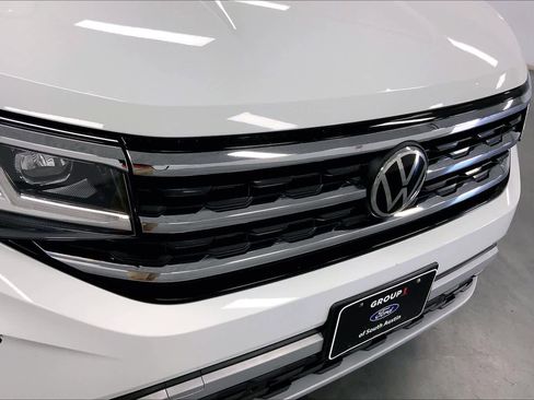 Used 2021 Volkswagen Atlas SE w/ Panoramic Sunroof Package image 27