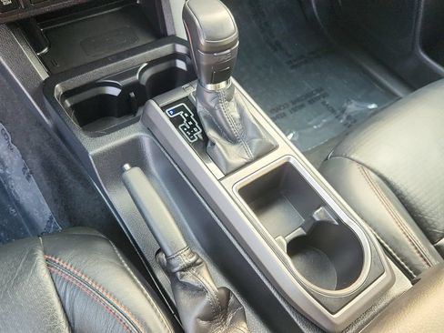Used 2021 Toyota Tacoma TRD Pro AWD/4WD image 24