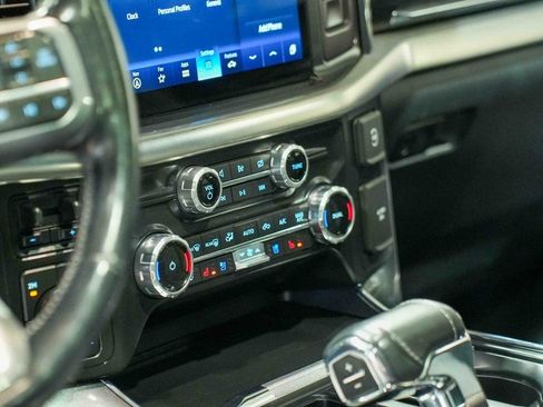 Used 2022 Ford F150 Lariat w/ Equipment Group 502A High image 26