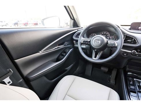Used 2024 MAZDA CX-30 AWD 2.5 S w/ Preferred Package image 6