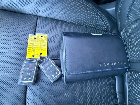 Used 2024 Jeep Grand Wagoneer Series II w/ Quick Order Packagew 28T image 23