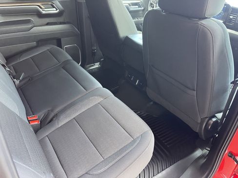 Used 2025 Chevrolet Silverado 1500 LT AWD/4WD image 18