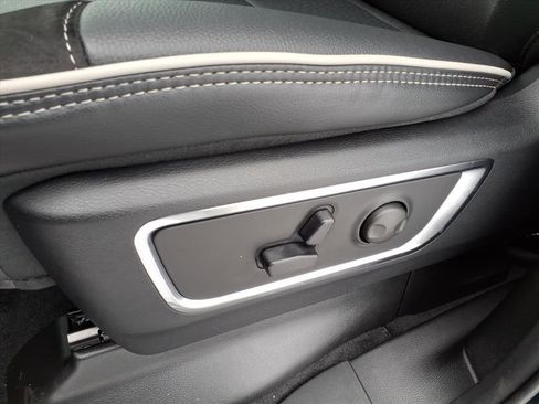 New 2026 RAM 1500 Laramie image 11