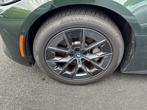 Used 2023 BMW i4 eDrive35 w/ Premium Package RWD image 11