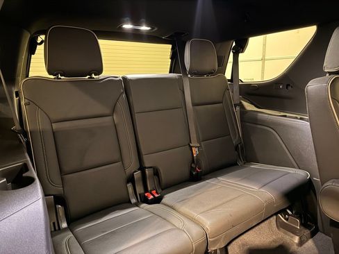 Used 2026 GMC Yukon Elevation AWD/4WD image 36