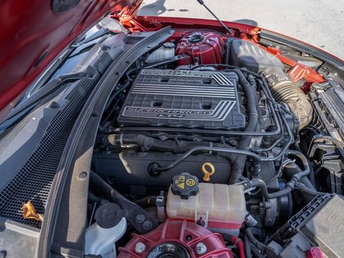 Used 2019 Chevrolet Camaro ZL1 image 28
